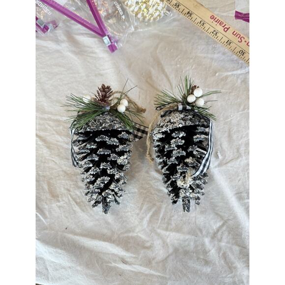 2 - Natural Looking Plastic Pine Cone Christmas Ornaments Buffalo Plaid Rustic - Picture 1 of 3